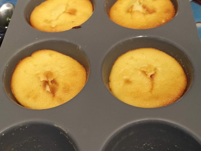 Cliquez pour zoomer ! Fondants au citron, coeur de lemon curd Thermomix par nathanoel29