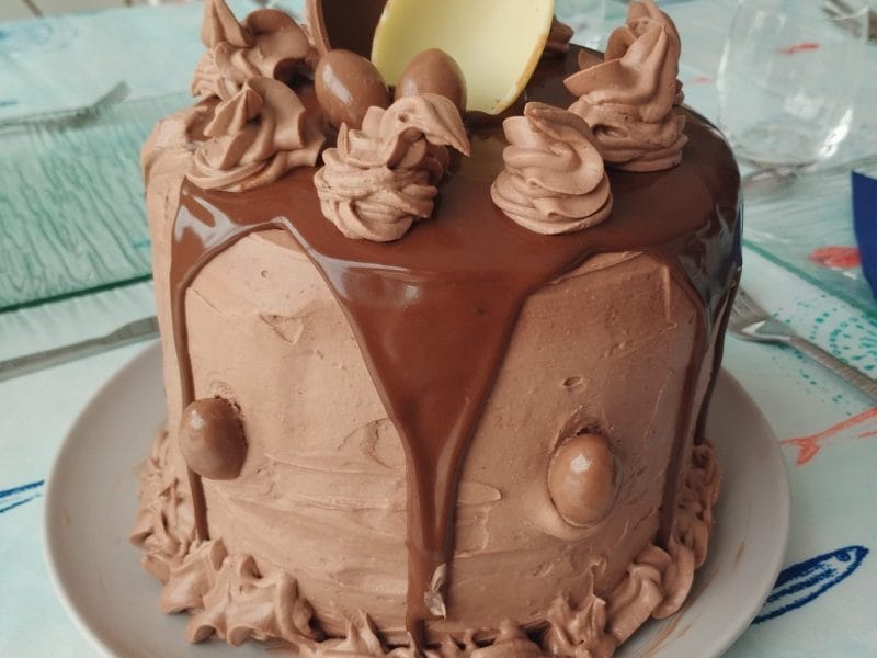 Cliquez pour zoomer ! Layer cake Kinder Bueno Thermomix par patou33160