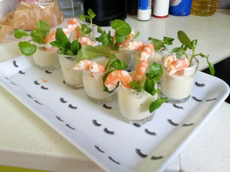 Cliquez pour zoomer ! Verrines de mousse de chou-fleur et crevettes Thermomix par Chocolat64
