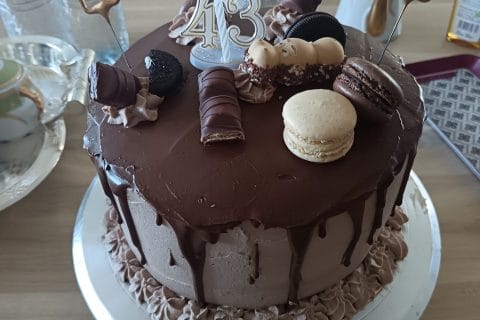 Cliquez pour zoomer ! Layer cake Kinder Bueno Thermomix par marniaabd