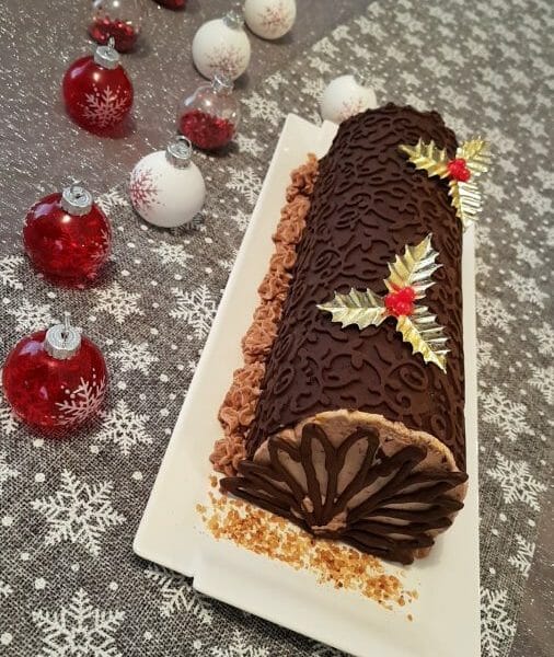 Cliquez pour zoomer ! Bûche Ferrero Rocher Thermomix par Elo0709