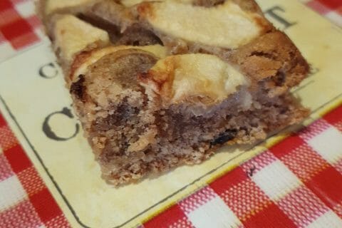 Cliquez pour zoomer ! Gâteau aux pommes, noix et raisins secs Thermomix par Carine63