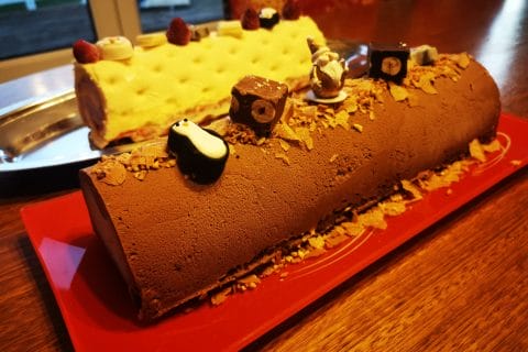 Cliquez pour zoomer ! Bûche mousse au chocolat Thermomix par Faby207