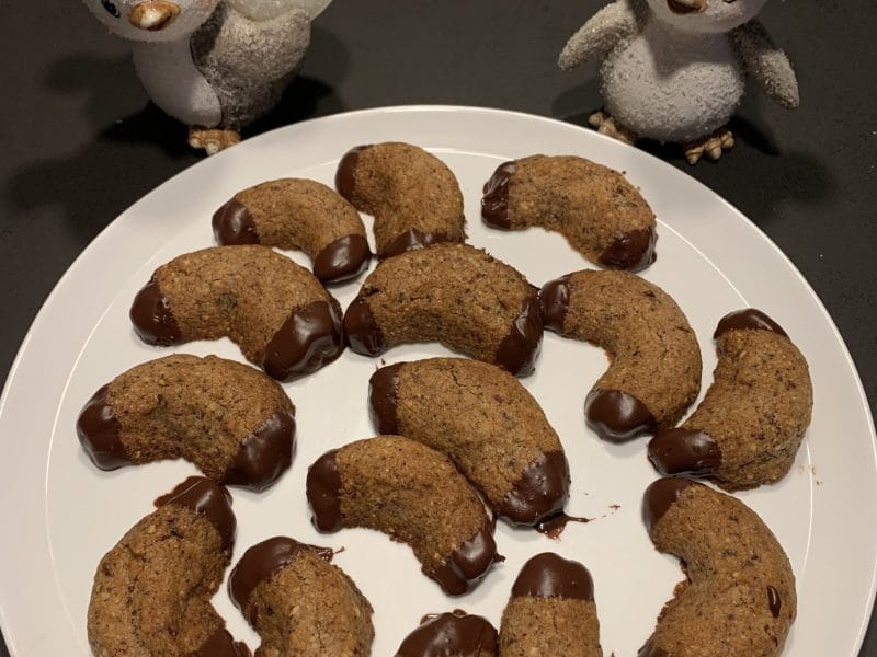 Cliquez pour zoomer ! Croissants noisettes et chocolat Thermomix par cricridu10