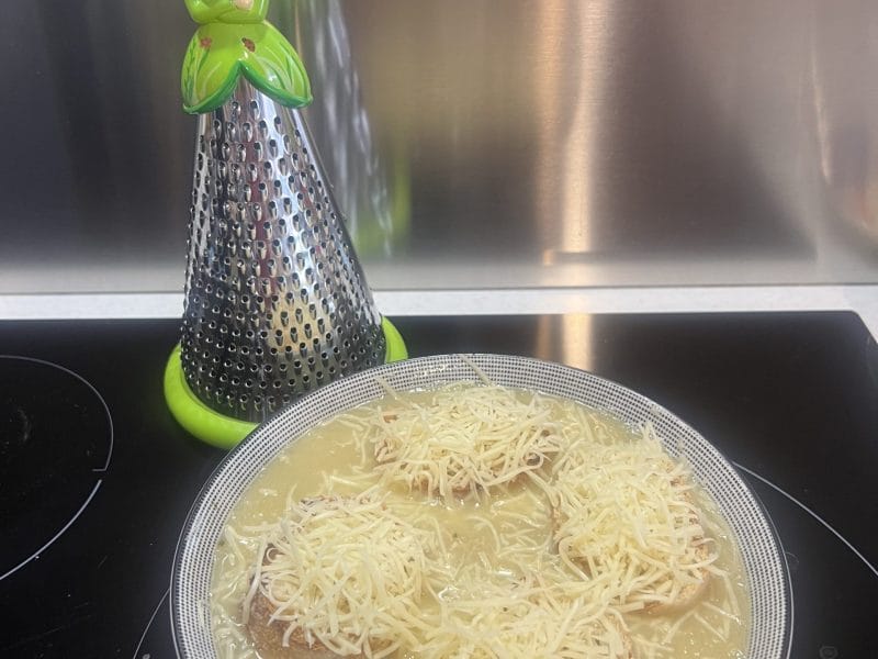 Cliquez pour zoomer ! Gratinée à l’oignon Thermomix par cricridu10
