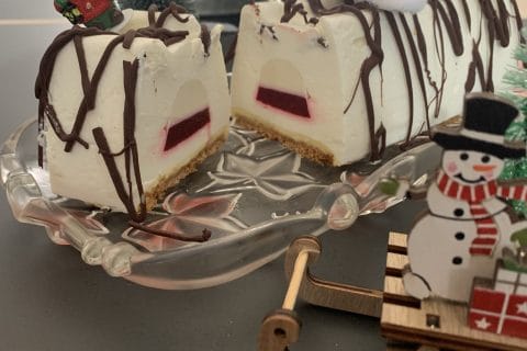 Cliquez pour zoomer ! Bûche citron et framboises Thermomix par cricridu10