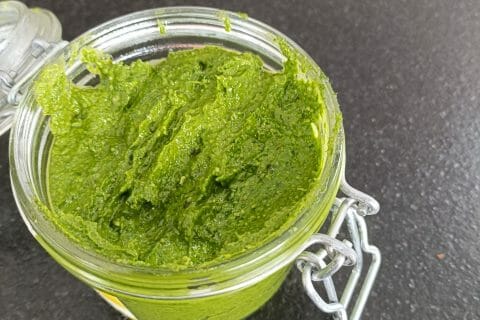 Cliquez pour zoomer ! Pesto à l’ail des ours Thermomix par tininie