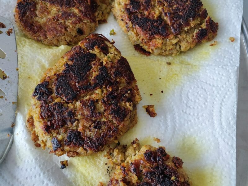 Cliquez pour zoomer ! Steaks lentilles, pois chiches, courgettes Thermomix par angelina_46