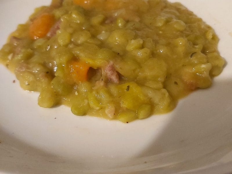 Cliquez pour zoomer ! Mitonnée de pois cassés aux saucisses Thermomix par skylanterne