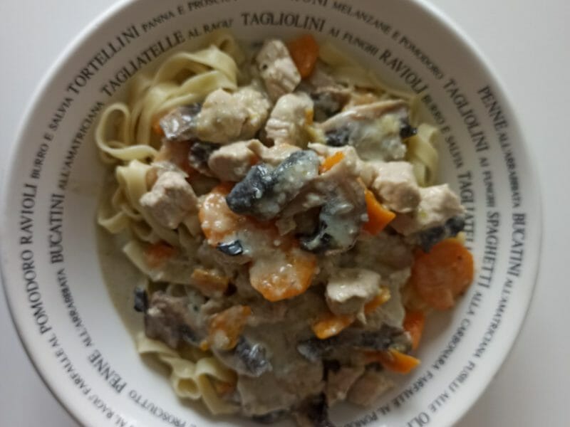 Cliquez pour zoomer ! Blanquette de dinde au bleu d’auvergne Thermomix par Sln1