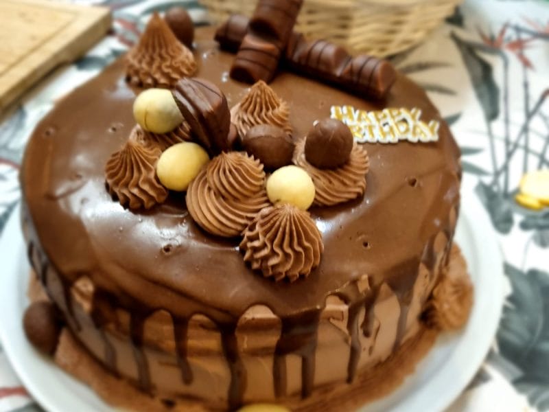 Cliquez pour zoomer ! Layer cake Kinder Bueno Thermomix par elvina49