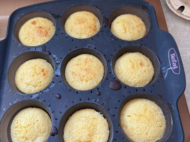 Cliquez pour zoomer ! Mi-cuits chocolat blanc et citron Thermomix par coco83720