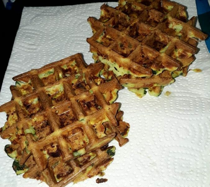 Cliquez pour zoomer ! Beignets de courgettes Thermomix par Farah2331