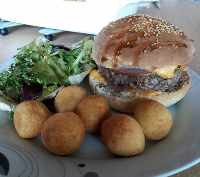 Cliquez pour zoomer ! Pains hamburger Thermomix par Farah2331