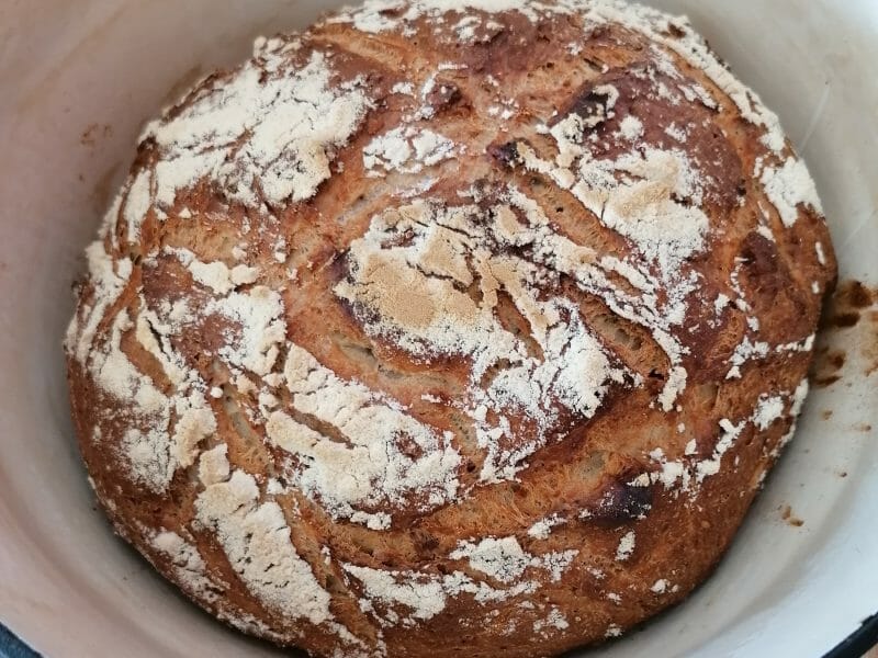 Cliquez pour zoomer ! Pain Cocotte Thermomix par Farah2331