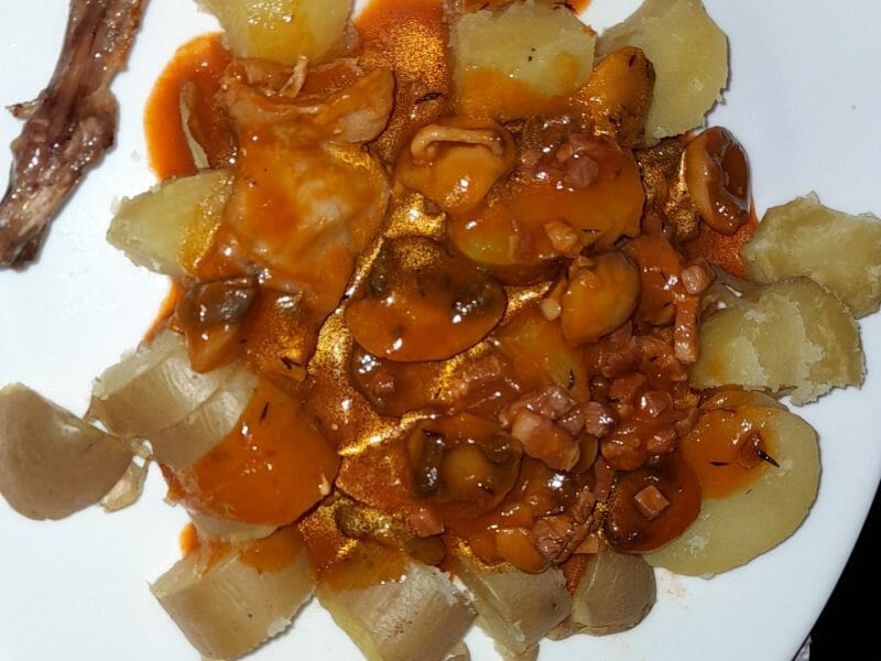Cliquez pour zoomer ! Lapin sauce chasseur Thermomix par jennifer_469