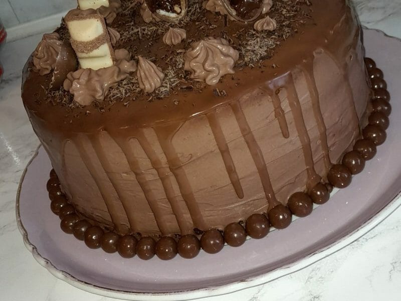 Cliquez pour zoomer ! Layer cake Kinder Bueno Thermomix par jennifer_469