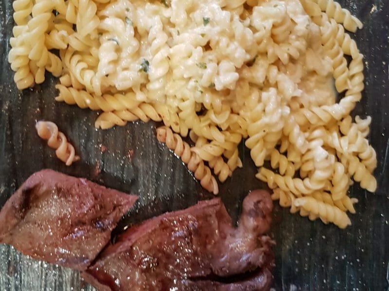 Cliquez pour zoomer ! Penne sauce quatre fromages Thermomix par Moutonnette