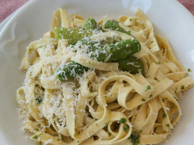 Cliquez pour zoomer ! Tagliatelles aux asperges vertes Thermomix par magali_312