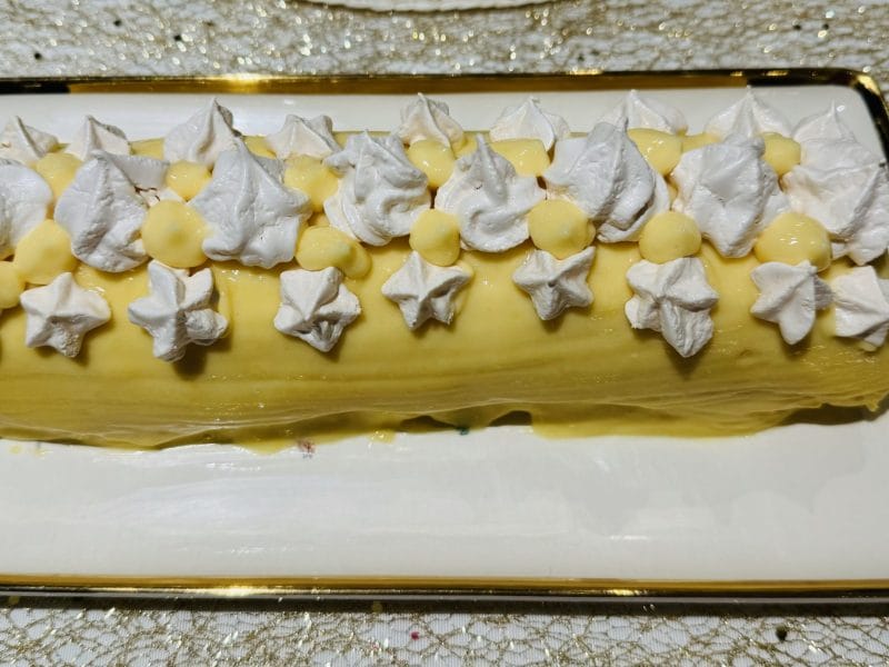 Cliquez pour zoomer ! Bûche au citron meringuée Thermomix par sesou05