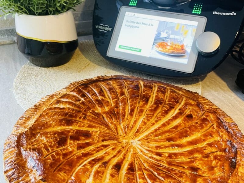 Cliquez pour zoomer ! Galette des rois à la frangipane Thermomix par sesou05
