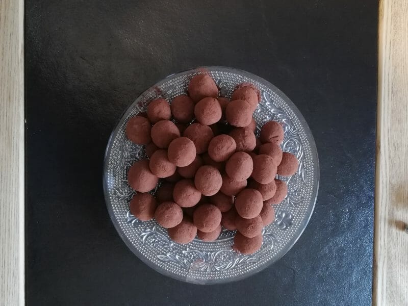 Cliquez pour zoomer ! Truffes au chocolat Thermomix par MonoS