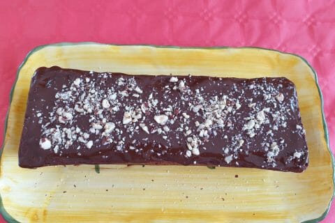 Cliquez pour zoomer ! Cake chocolat noisettes fondant Thermomix par Secoyette