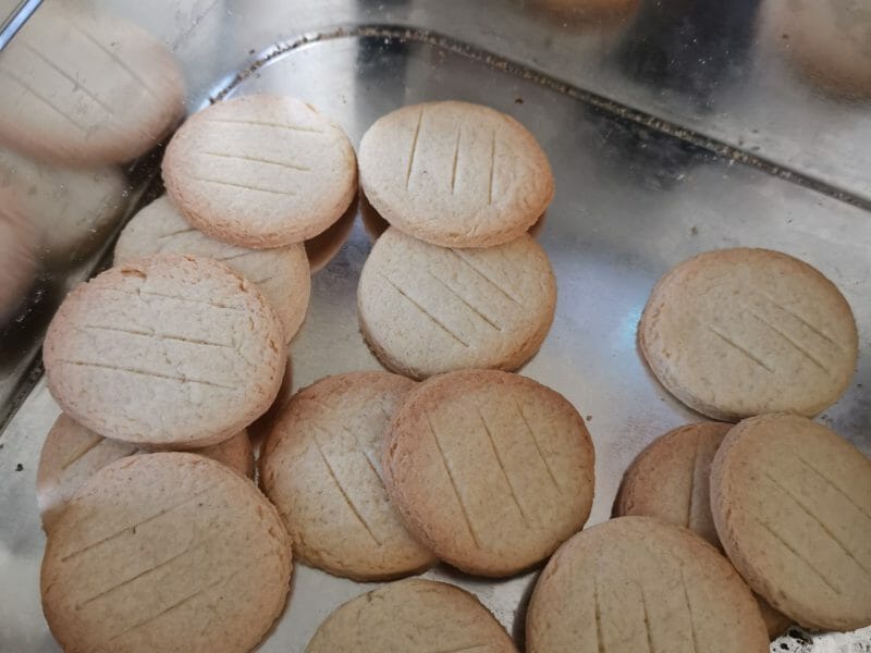 Cliquez pour zoomer ! Sablés à la presse à biscuits Thermomix par anaiklht974