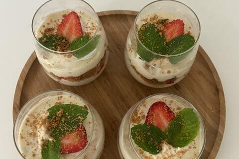 Cliquez pour zoomer ! Tiramisu aux framboises et spéculoos Thermomix par dimyasalyaaya