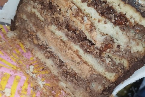 Cliquez pour zoomer ! Layer cake Kinder Bueno Thermomix par Sookies Cake