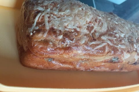 Cliquez pour zoomer ! Cake à la fourme d’Ambert, noix et raisins secs Thermomix par christine_460
