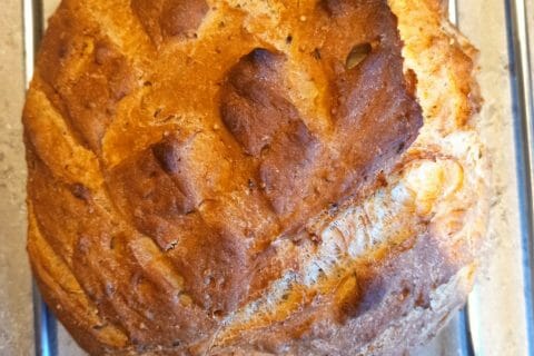 Cliquez pour zoomer ! Pain Cocotte Thermomix par DanaëlleT.