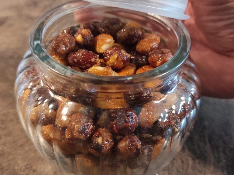 Cliquez pour zoomer ! Amandes grillées à la cannelle et au miel Thermomix par gourmandizes