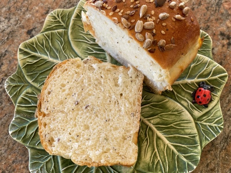 Cliquez pour zoomer ! Pain de mie aux blancs d’oeufs et aux graines de céréales Thermomix par mitzy68