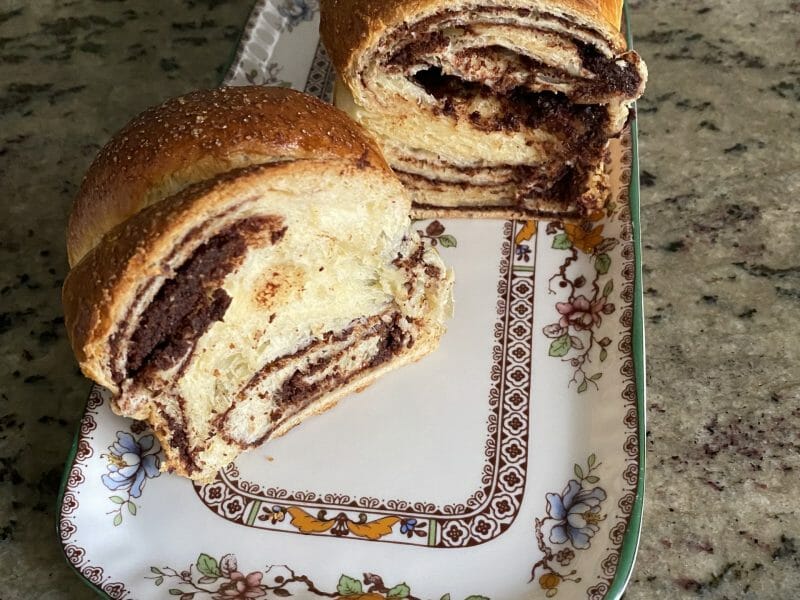 Cliquez pour zoomer ! Cozonac – Brioche roumaine aux noix et chocolat Thermomix par mitzy68