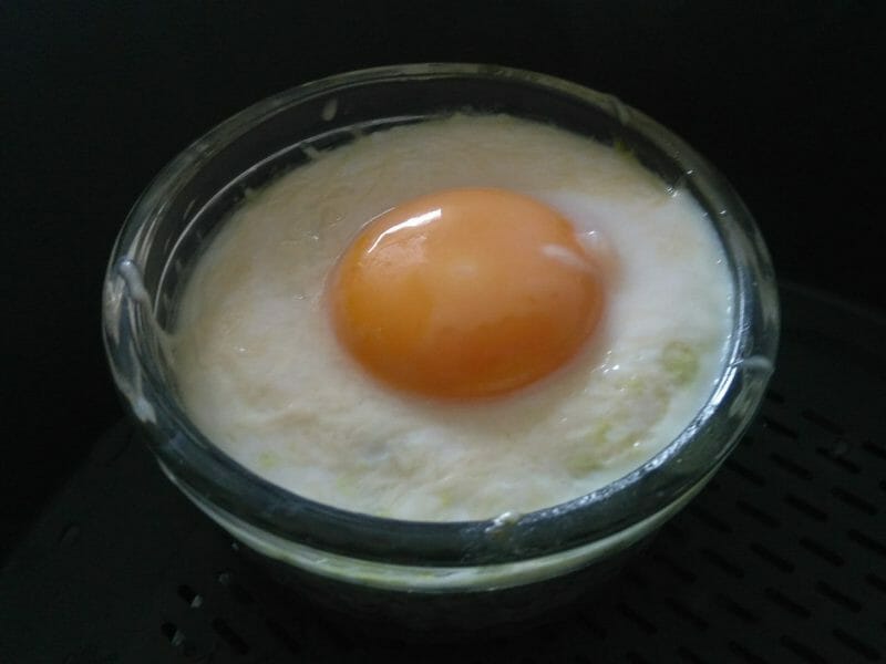 Cliquez pour zoomer ! Oeufs cocotte épinards et chorizo Thermomix par lefrapper