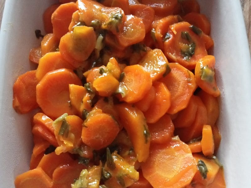 Cliquez pour zoomer ! Carottes aux oignons nouveaux Thermomix par lefrapper