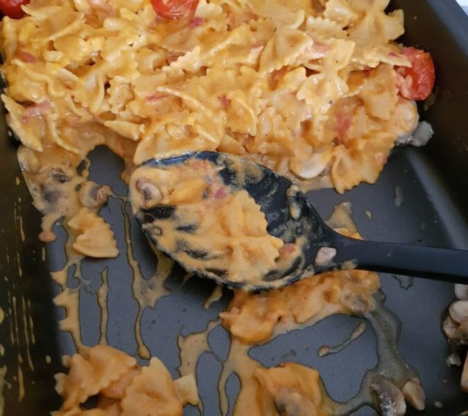 Cliquez pour zoomer ! Pennes au poulet, tomates et champignons Thermomix par courantdair