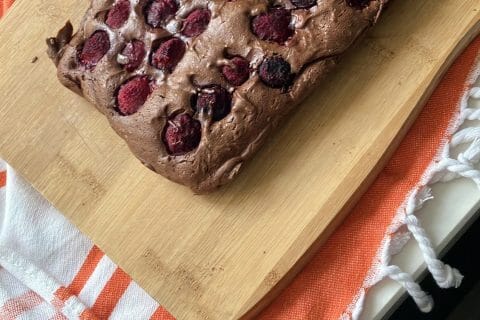 Cliquez pour zoomer ! Brownie framboises, pistaches et pépites de chocolat blanc Thermomix par nawal_ou