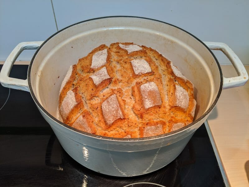 Cliquez pour zoomer ! Pain Cocotte Thermomix par Hayate