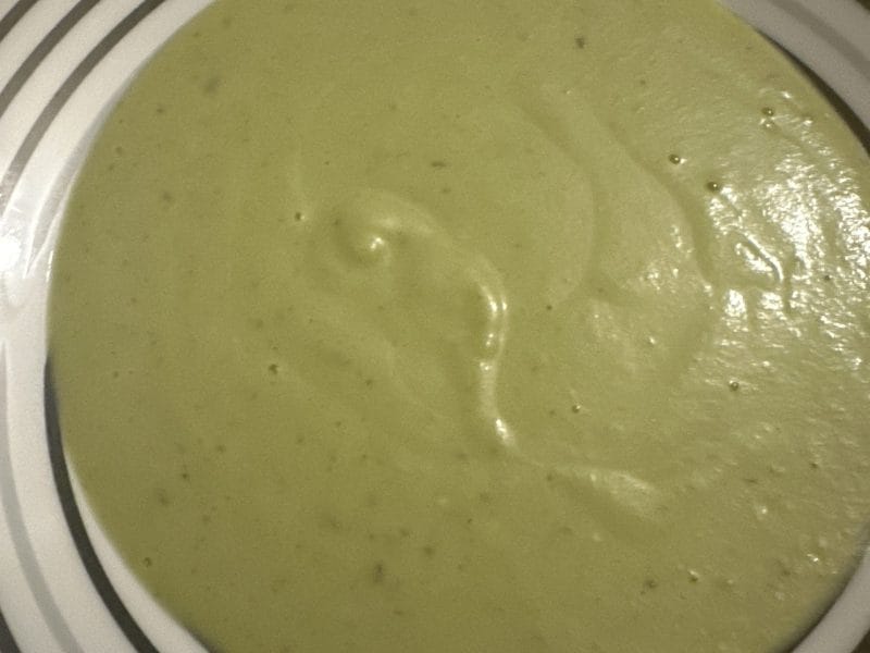 Cliquez pour zoomer ! Soupe de brocolis et pommes de terre Thermomix par marine_1009