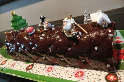 Cliquez pour zoomer ! Bûche Ferrero Rocher Thermomix par DIHOU27