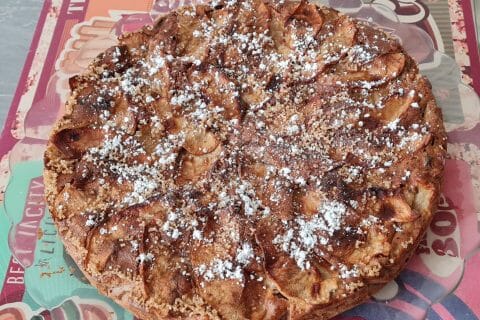 Cliquez pour zoomer ! Gâteau aux pommes, noix et raisins secs Thermomix par pipiou83