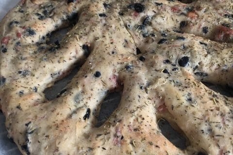 Cliquez pour zoomer ! Fougasse olives et lardons Thermomix par Stella