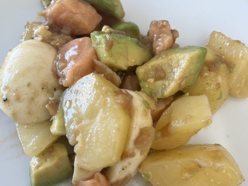 Cliquez pour zoomer ! Salade pommes de terre, saumon et avocat Thermomix par elise2712
