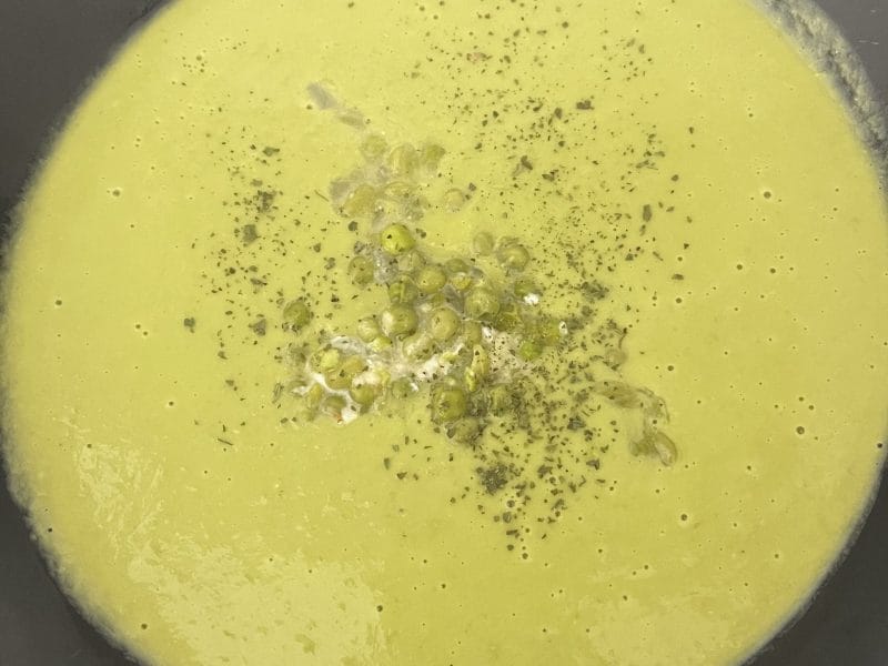 Cliquez pour zoomer ! Crème de petits pois à la mozzarella Thermomix par elise2712