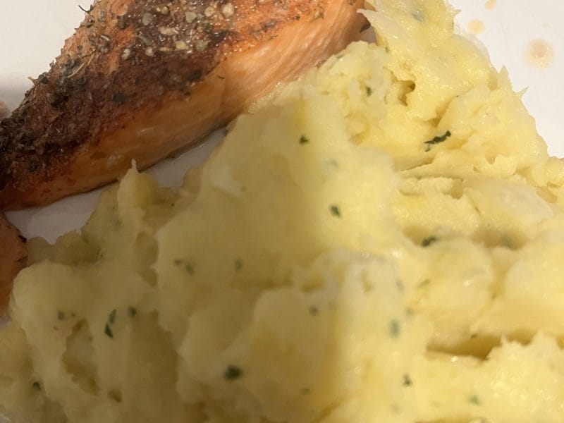 Cliquez pour zoomer ! Ecrasé de pommes de terre et saumon Thermomix par elise2712