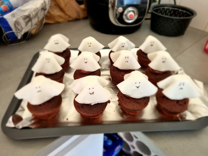 Cliquez pour zoomer ! Cupcakes fantômes Thermomix par jessaaa
