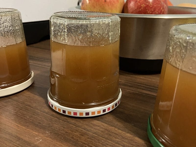 Cliquez pour zoomer ! Gelée de pommes Thermomix par mcra