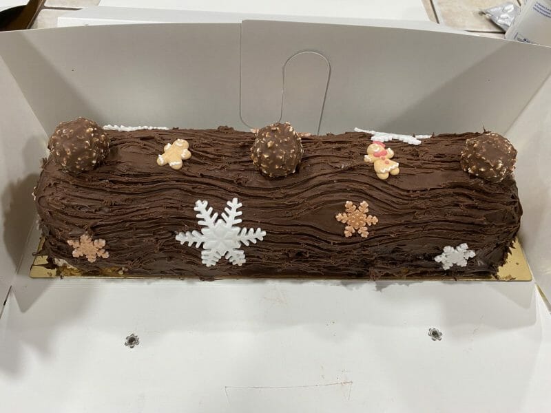 Cliquez pour zoomer ! Bûche Ferrero Rocher Thermomix par jennjune77